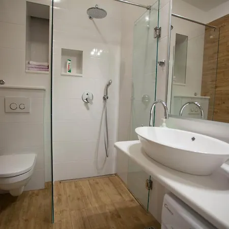Apartment In Bidol Mit Eigenem Balkon