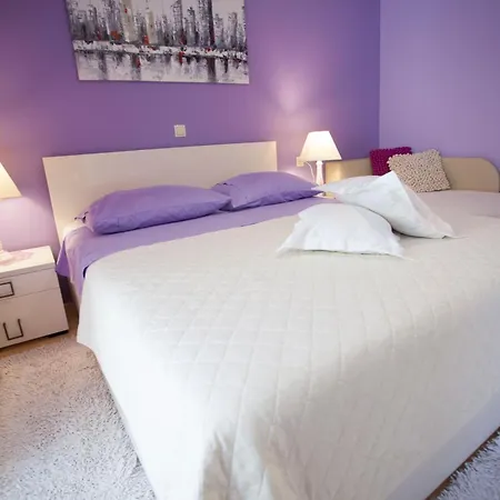 In Bidol Mit Eigenem Balkon Apartment Makarska